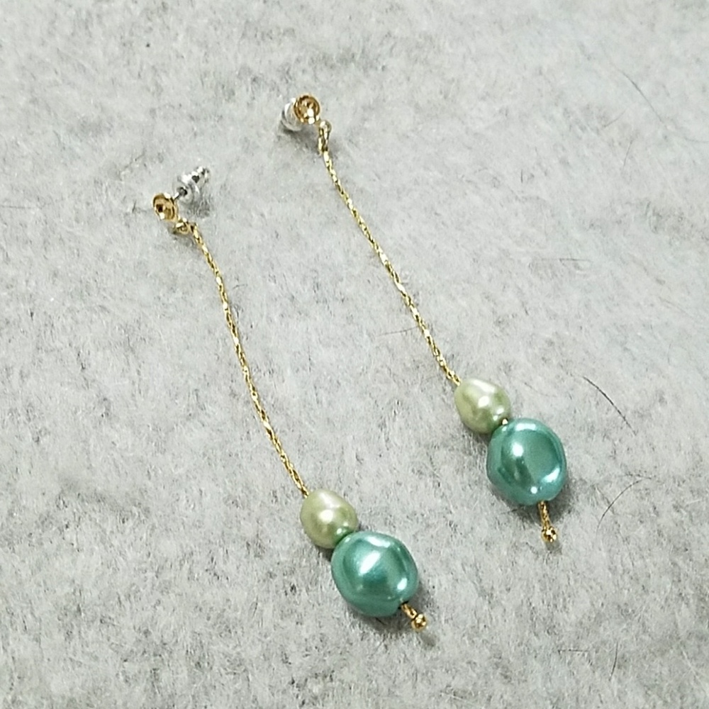 Gold Drop earrings